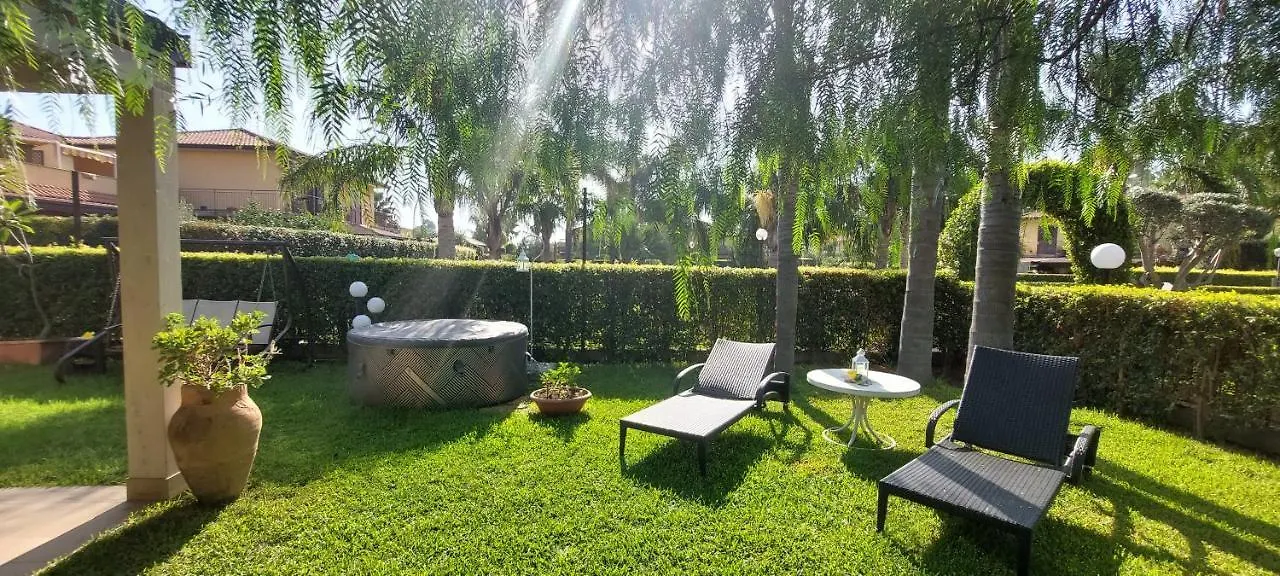 Villa Achillea - Villetta Con Jacuzzi Privata E Piscina Condominiale マスカリ 0*,  イタリア